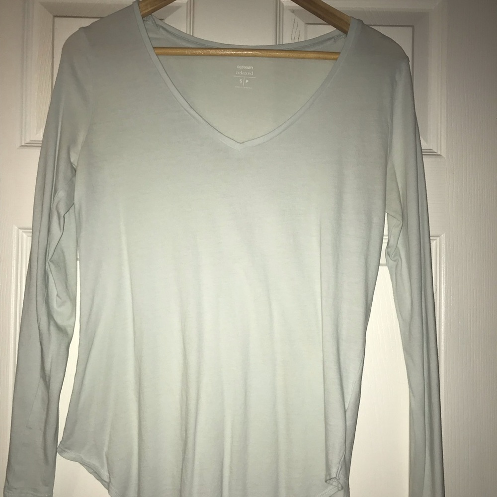 Old navy long sleeve T-shirt